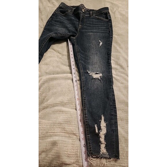 Maurices m Jeans Super High Rise Pull On Distressed Skinny Size Medium - Picture 4 of 7